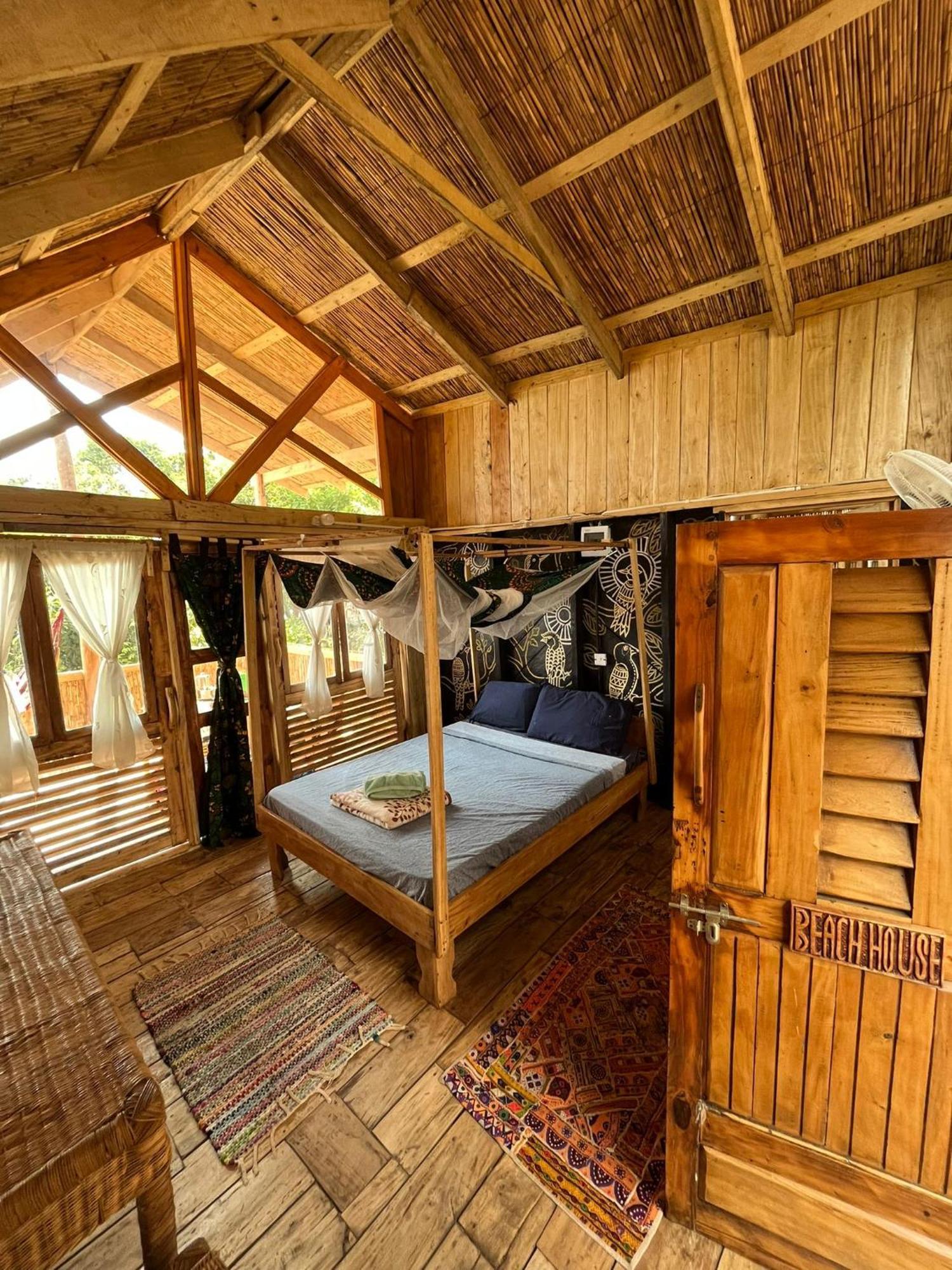 Butterfly Space- A Non-Profit Eco-Lodge Nkhata Bay Exterior photo