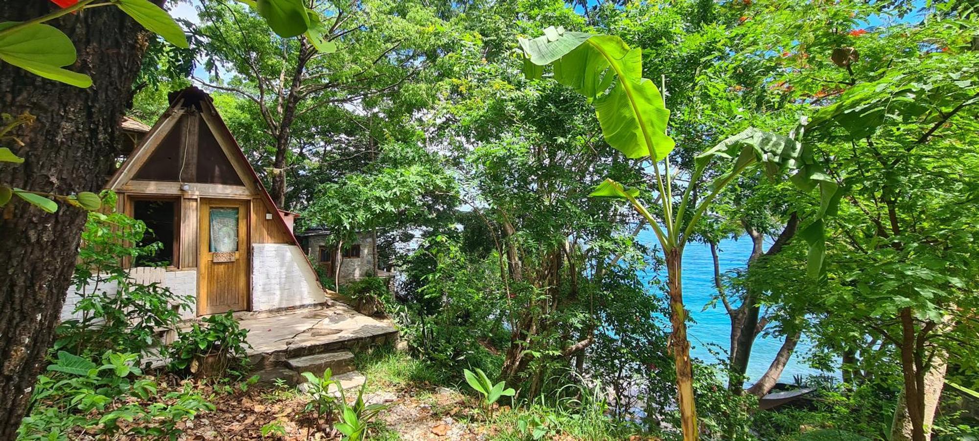 Butterfly Space- A Non-Profit Eco-Lodge Nkhata Bay Exterior photo